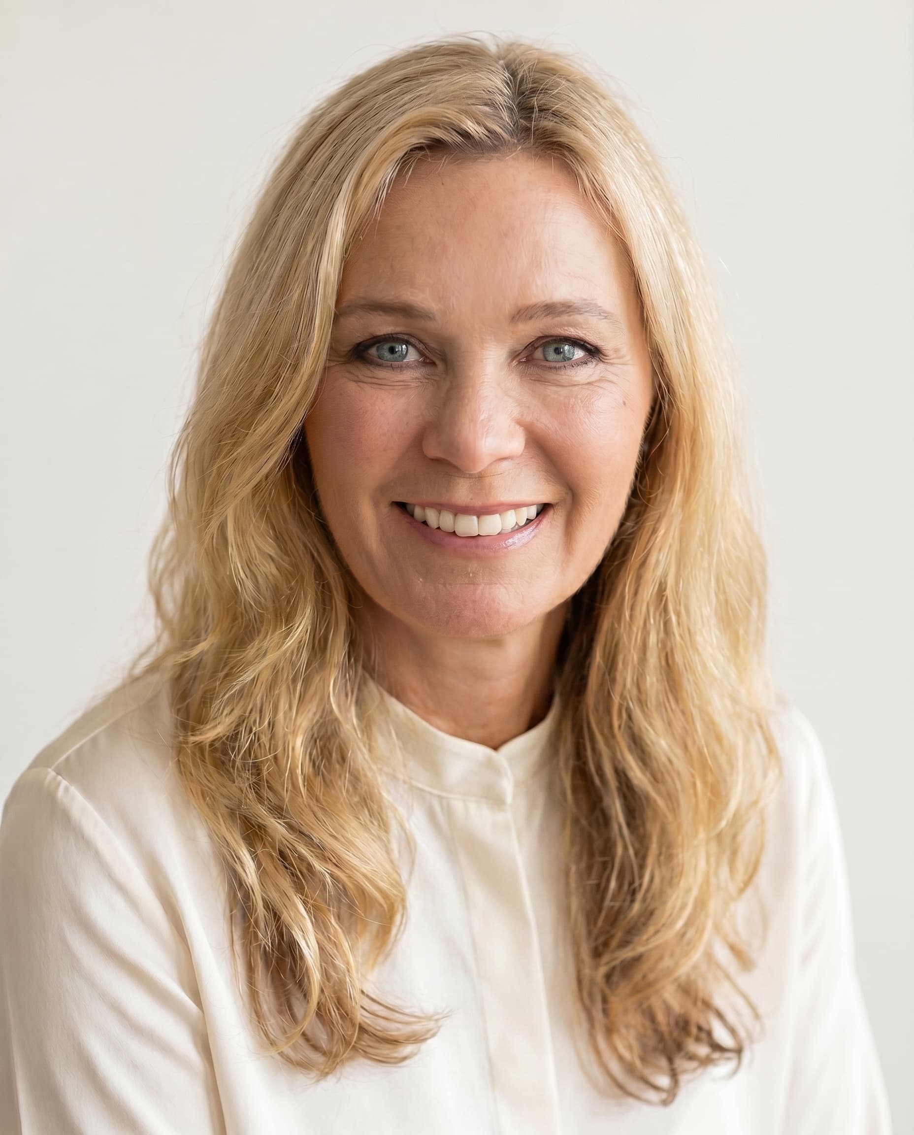 Stratégie de marque dans la tradition scandinave. Autrice de Managing Brand Me et partenaire de Thomas Gad dans le développement de la pratique 4D — elle fait avancer une école de pensée pour une nouvelle génération de dirigeants européens.